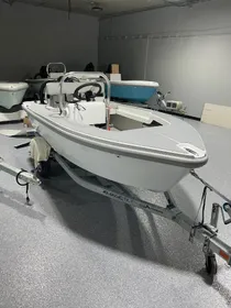 2024 Ultra Lite Tenders Rigged 300