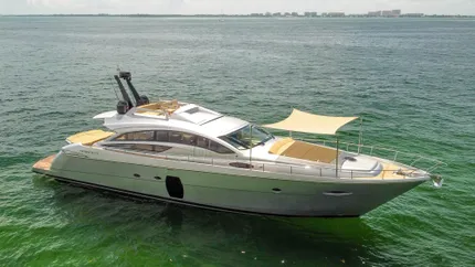 2009 Pershing 72