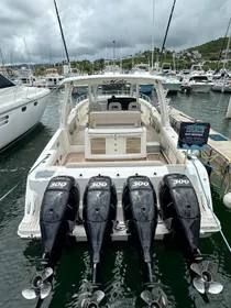 2015 Boston Whaler 420 Outrage