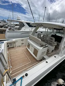 2015 Boston Whaler 420 Outrage