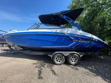 2019 Yamaha Boats 242X E-Series