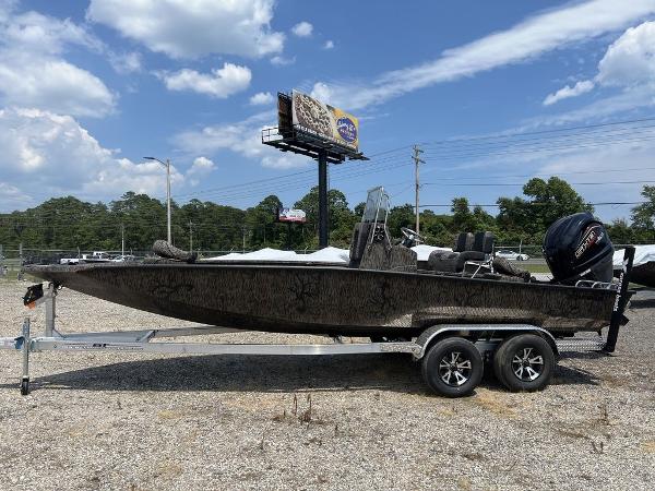 New 2025 Xpress H22BAY, 29576 Murrells Inlet - Boat Trader