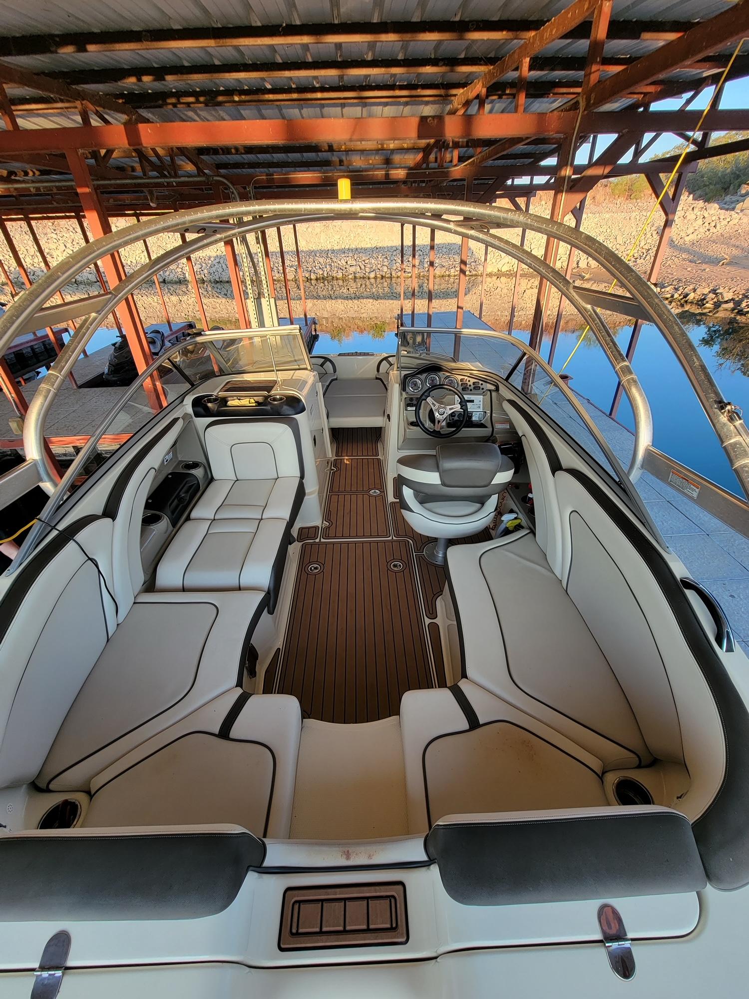 2014 Yamaha Boats 242S LIMITED