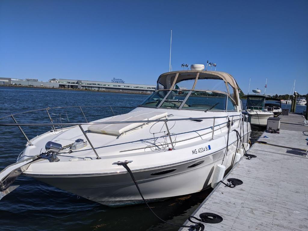 2000 Sea Ray 310 Sundancer