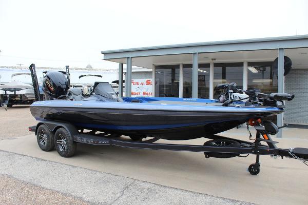 Research 2014 - Skeeter Boats - MX 1825 on iboats.com