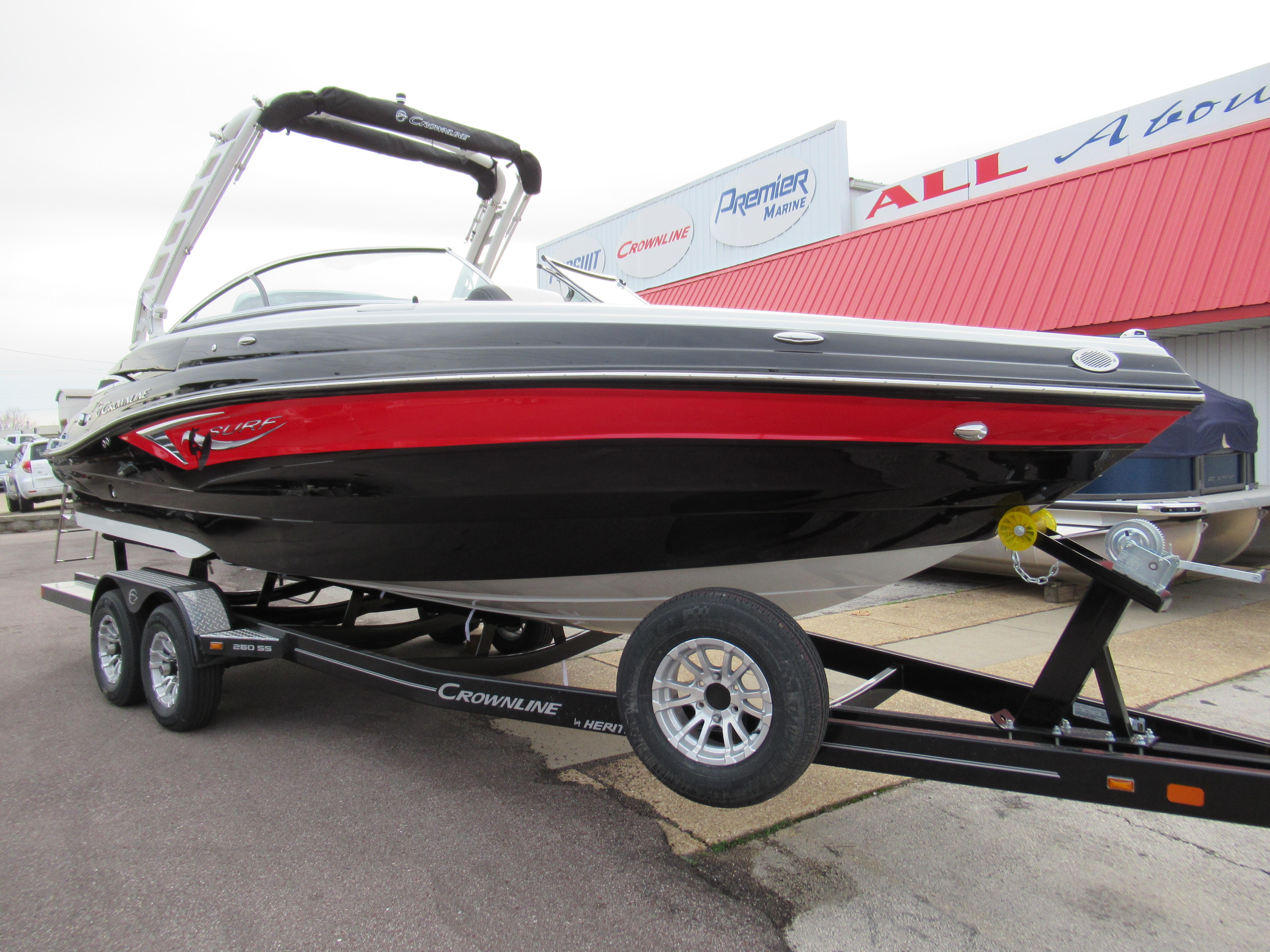 2023 Crownline 260 SS SURF