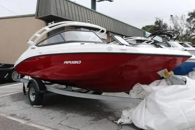 2024 Yamaha Boats AR190-MAPLE RED-GALVANIZE