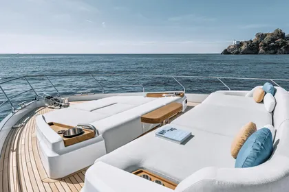 2025 Azimut AZ68-FLY