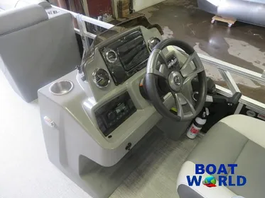 2024 Tahoe Sport 2380 Cruise Pontoon & Honda 4-Stroke EFI