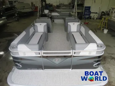 2024 Tahoe Sport 2380 Cruise Pontoon & Honda 4-Stroke EFI