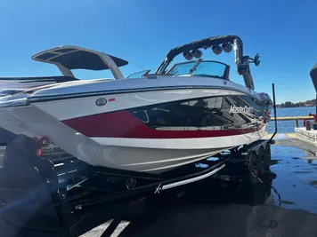 2024 MasterCraft X24