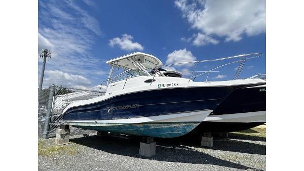 Used 2005 Seaswirl Striper 2301 Dual Console O/B, 08753 Toms River ...