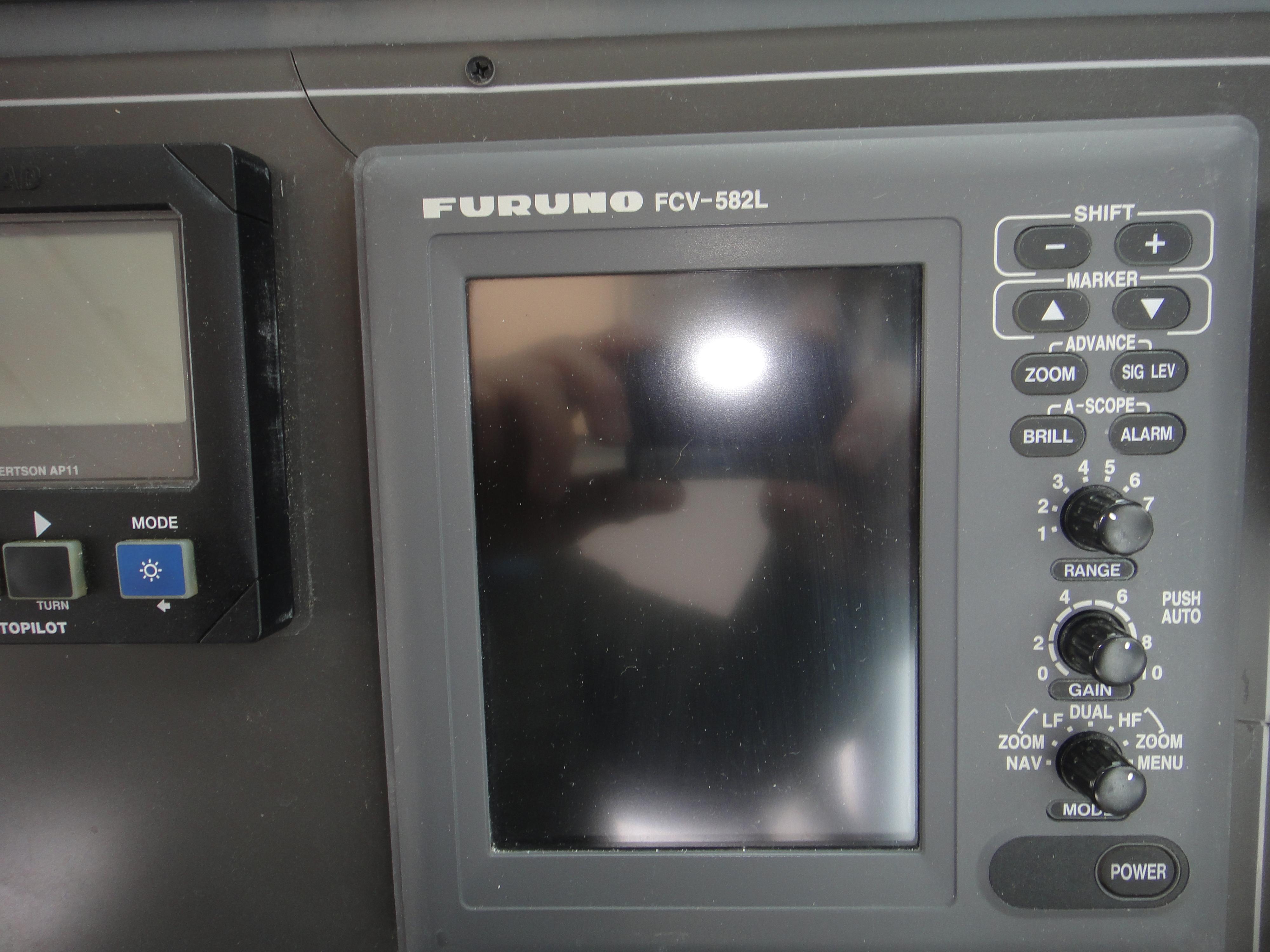 Furuno FCV 582L Radar