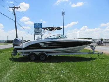 2021 Chaparral 23 Deluxe SSI