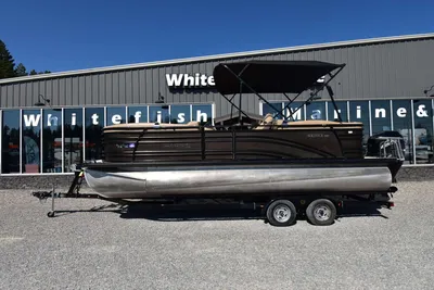 2018 Harris Solstice 220