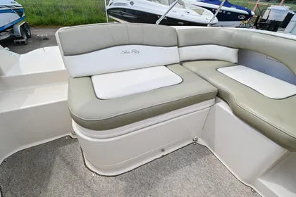 2006 Sea Ray 220 Sundeck