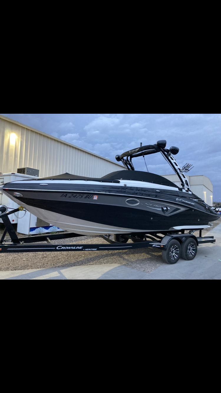 Used 2021 Crownline Eclipse E255 Surf, 51331 Arnolds Park - Boat Trader