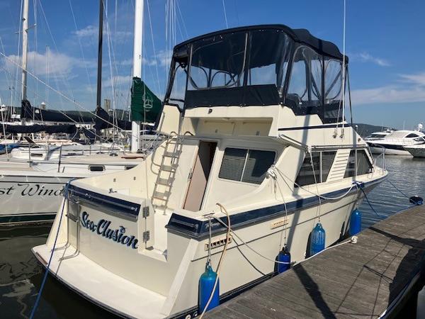 Used 1988 Tollycraft 30 Sport Cruiser, 10980 Stony Point - Boat Trader