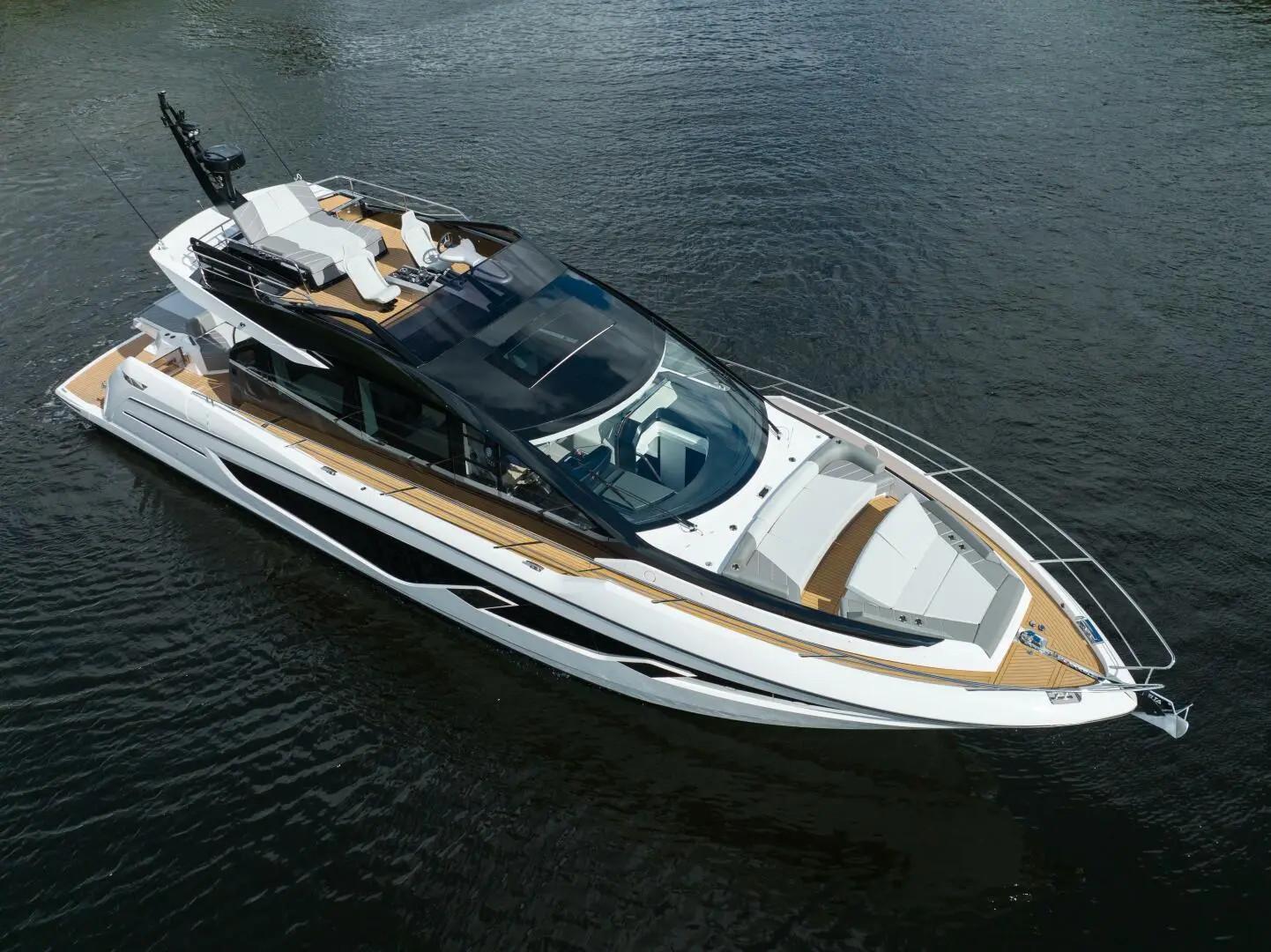 2022-Sunseeker-65-Sport-Yacht