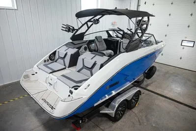 2024 Yamaha Boats 222XD