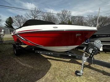 2023 Bayliner VR4