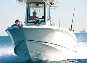 2014 Boston Whaler 250 Outrage