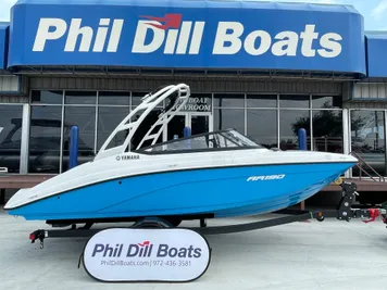 2024 Yamaha Boats AR190