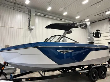 2024 Nautique S21