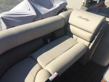 2024 Bentley Pontoons Elite 223 Admiral