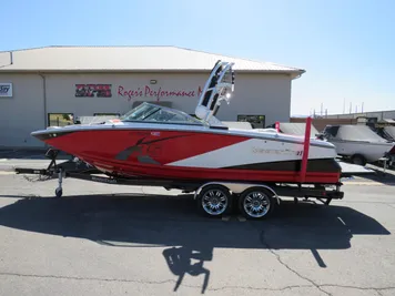 2012 MasterCraft X35