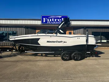 2024 MasterCraft XSTAR SURF