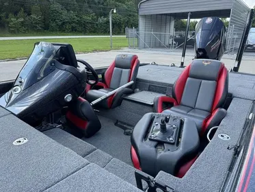 2021 Phoenix Bass Boats 920 Pro XP