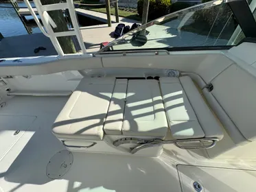 2013 Boston Whaler 270 Vantage