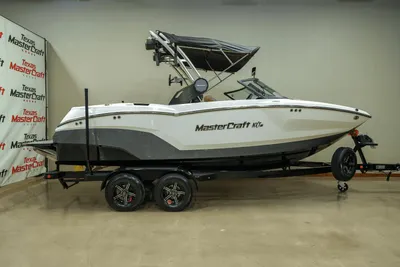 2023 MasterCraft NXT21