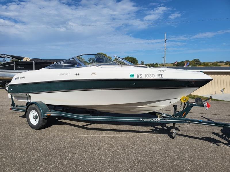 Used 1998 Four Winns 200 Horizon, 55033 Hastings - Boat Trader