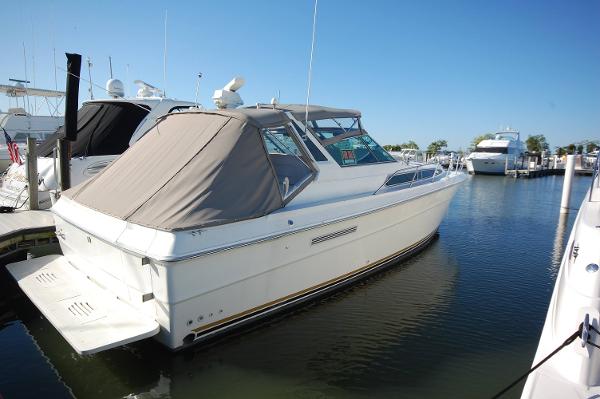 Used 1991 Sea Ray 390 Express Cruiser 44870 Sandusky Boat Trader