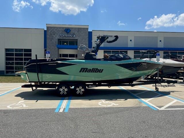 2024 Malibu 26 LSV