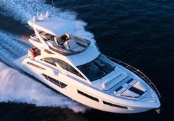 2023 Cruisers Yachts 60 Fly