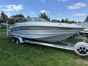 2006 Crownline 240 EX