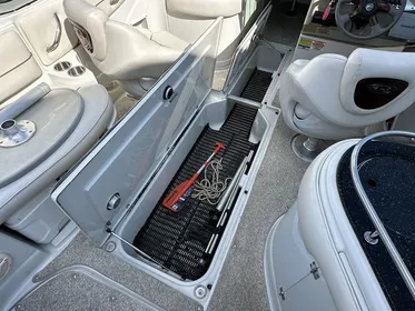 2006 Crownline 240 EX