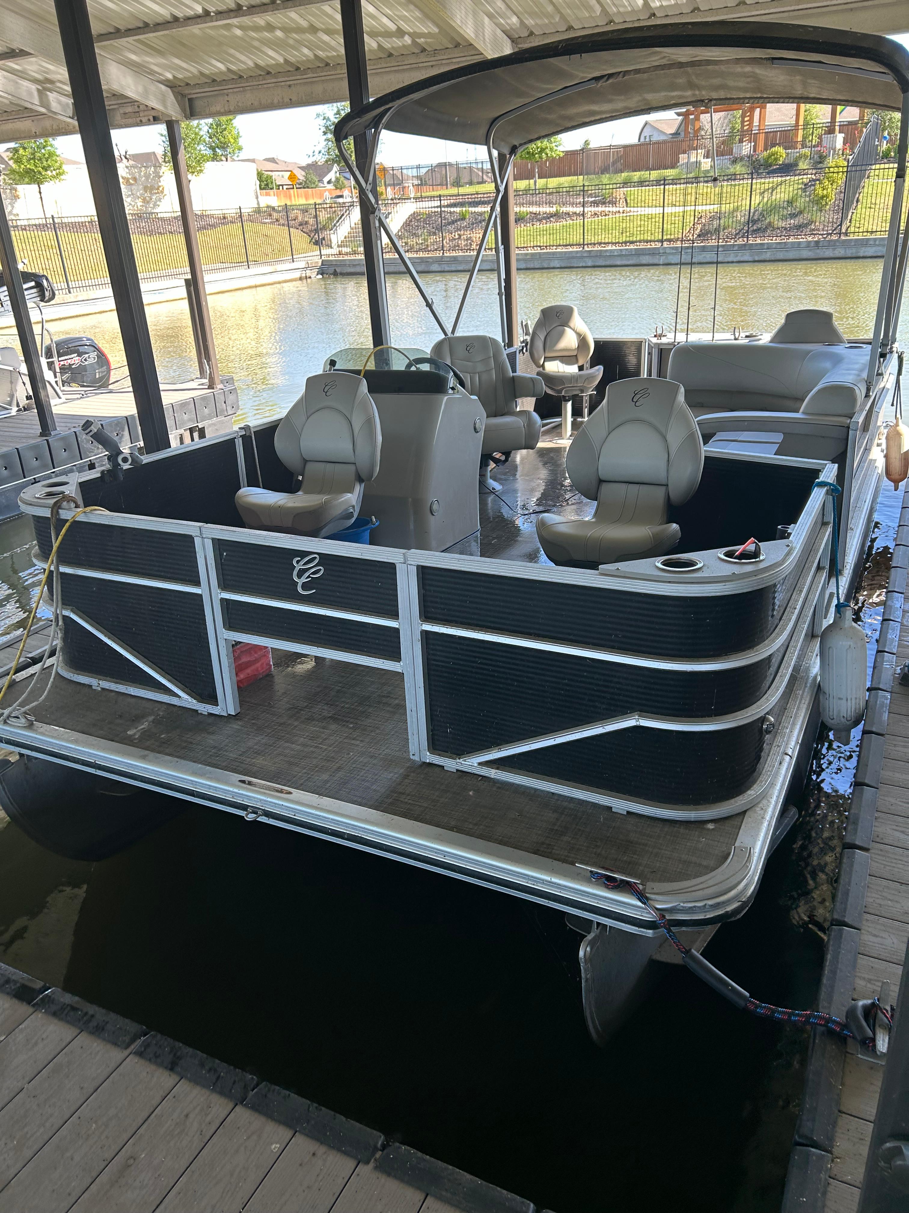 Used 2018 Cypress Cay FS 21, 77433 Cypress - Boat Trader