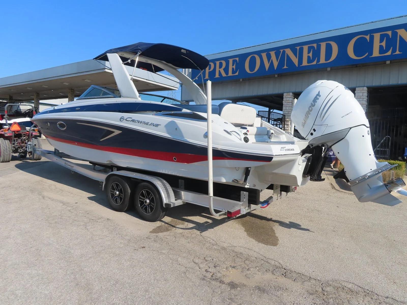 Used 2022 Crownline E285 XS, 75067 Lewisville - Boat Trader