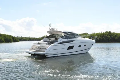 2015 Princess V39