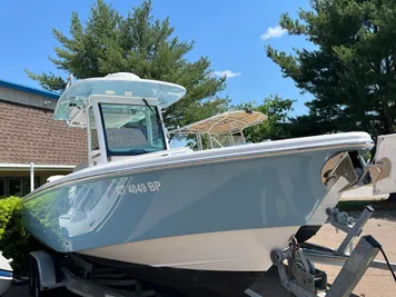 2019 Everglades 273 Center Console