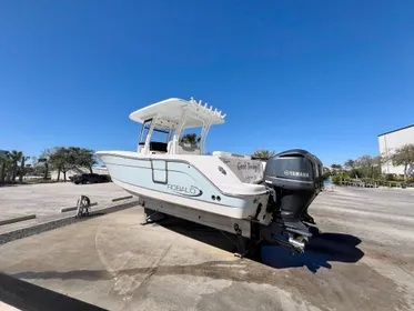 2020 Robalo R302