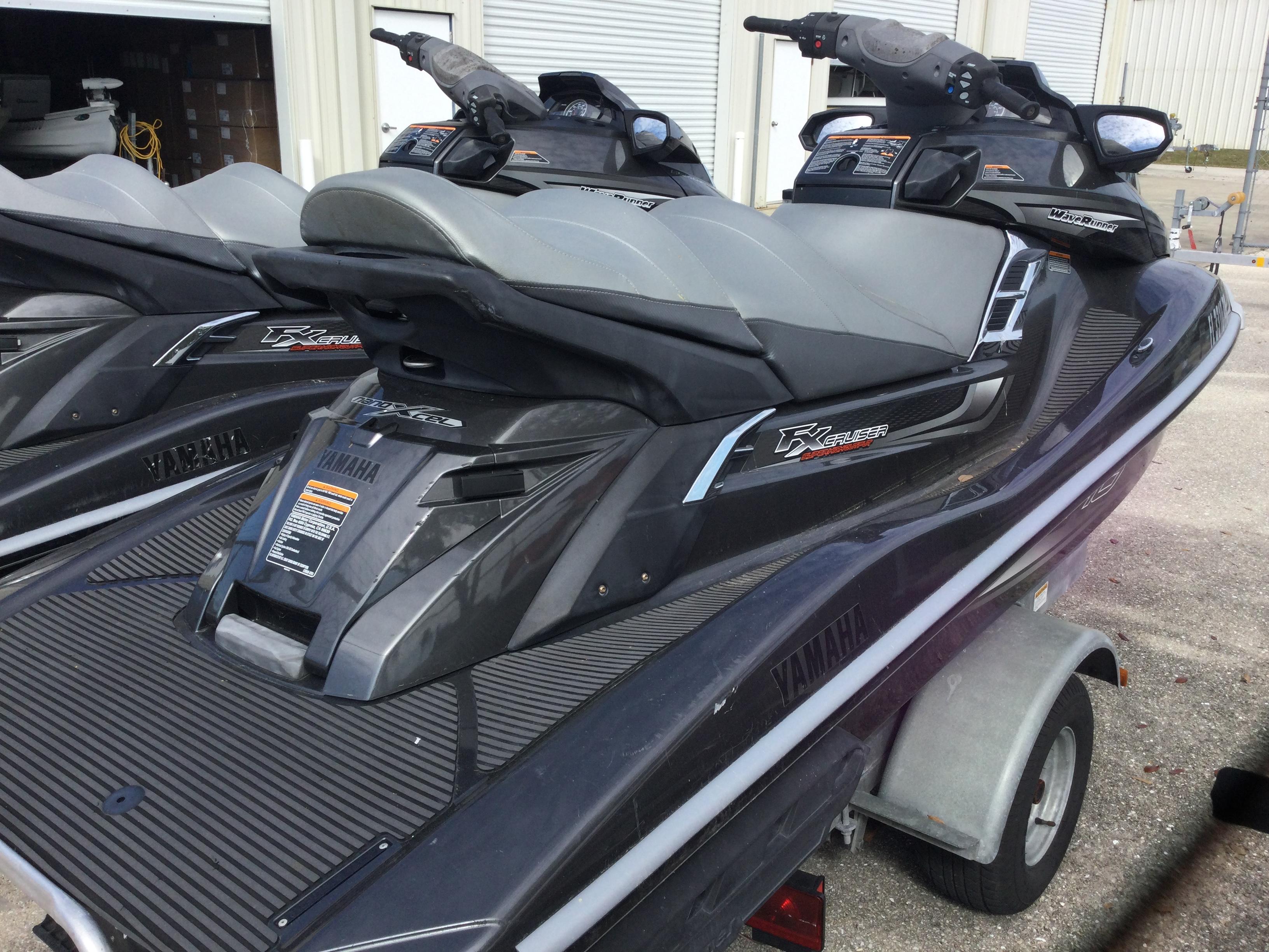 2012 Yamaha WaveRunner FX Cruiser SHO