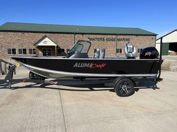 2023 Alumacraft Voyageur 175 Sport