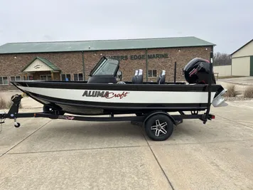 2023 Alumacraft Competitor 175 Sport