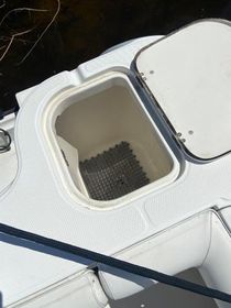 2006 Boston Whaler 305 Conquest