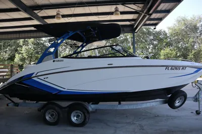 2018 Yamaha Boats 242X